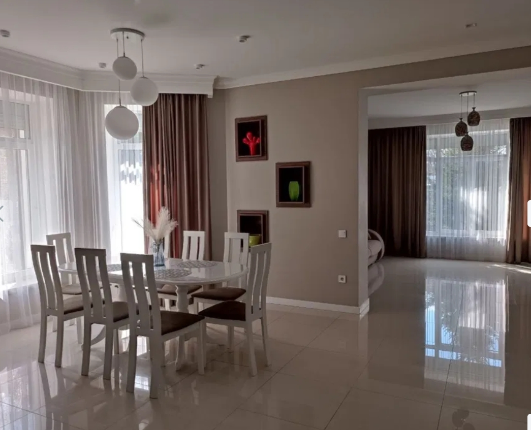 Аренда дома 170 м², Лабораторная ул.