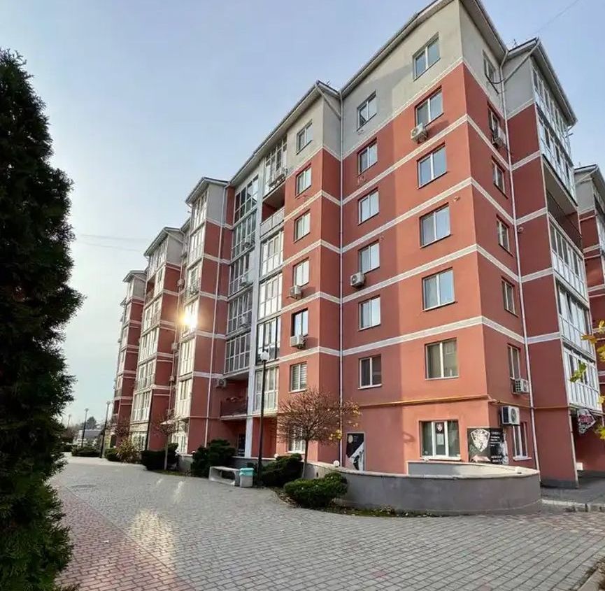 Продажа 4-комнатной квартиры 97 м², Кобзаря бул., 4