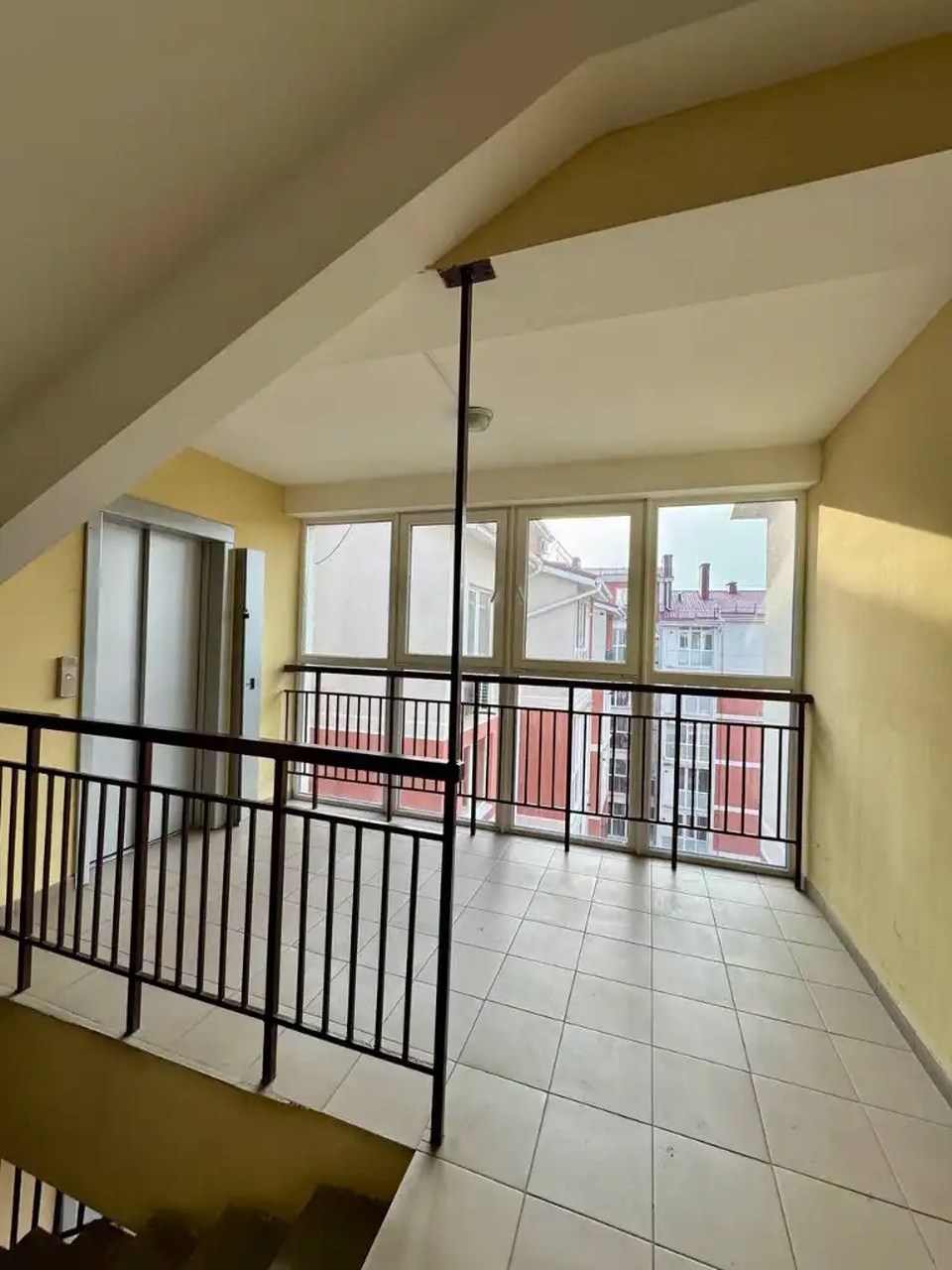 Продажа 4-комнатной квартиры 97 м², Кобзаря бул., 4