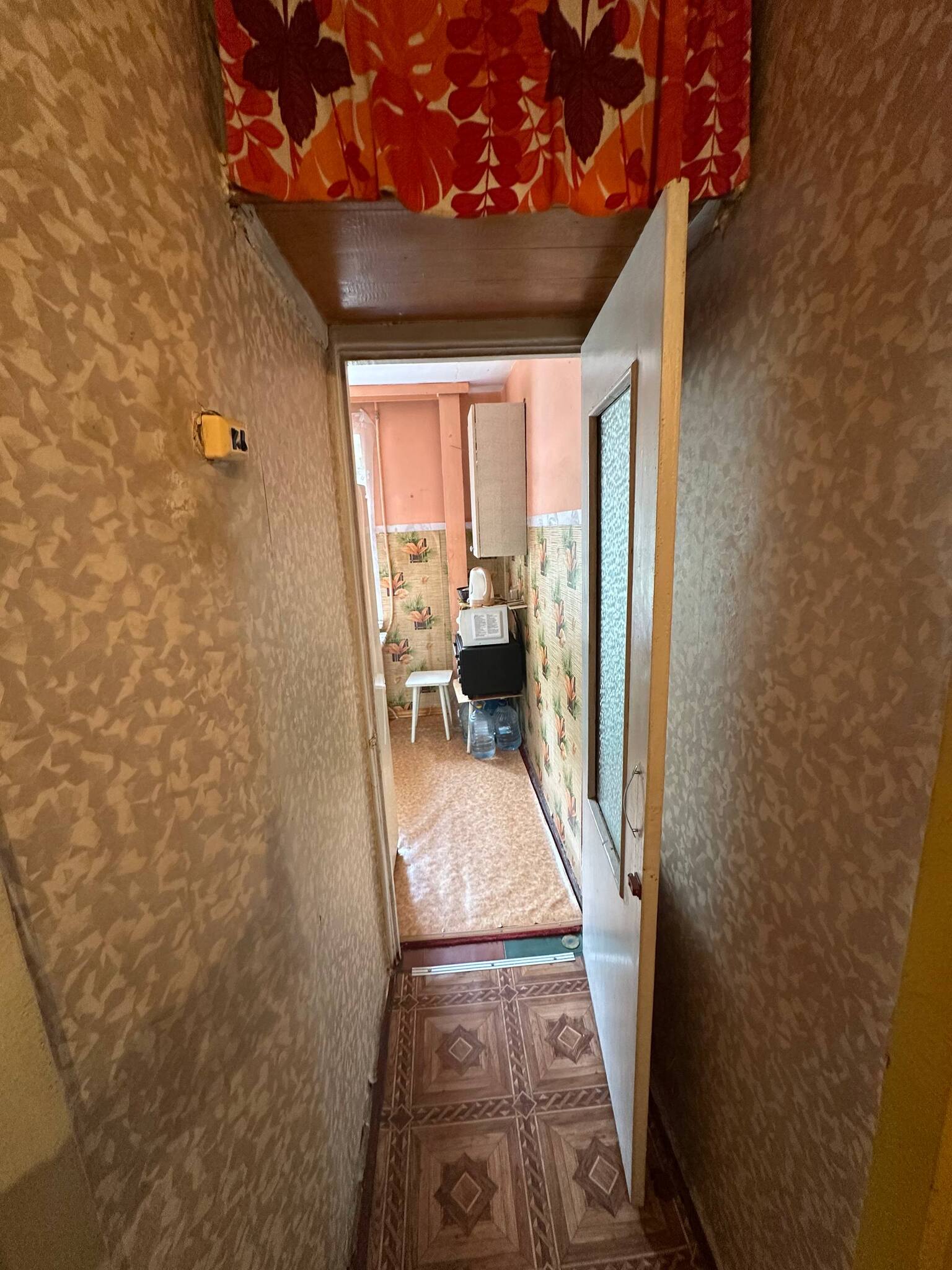 Продажа 2-комнатной квартиры 43 м², Александра Поля просп.