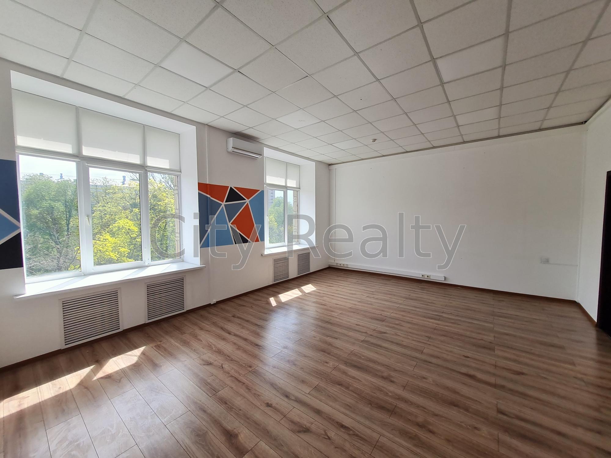 Аренда офиса 280.4 м², Крещатик ул., 7/11