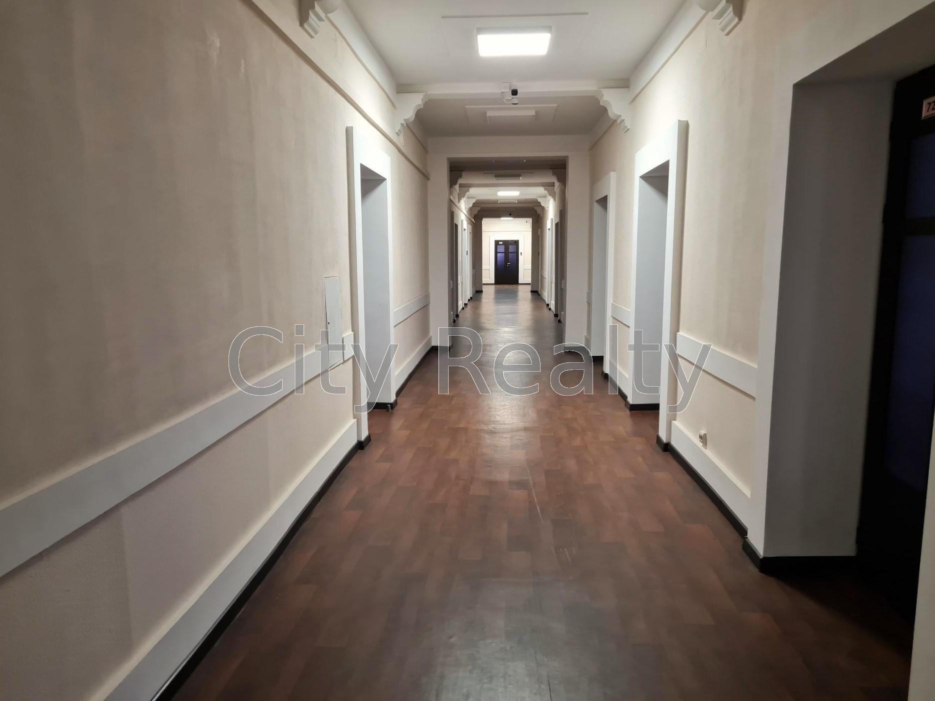 Аренда офиса 280.4 м², Крещатик ул., 7/11