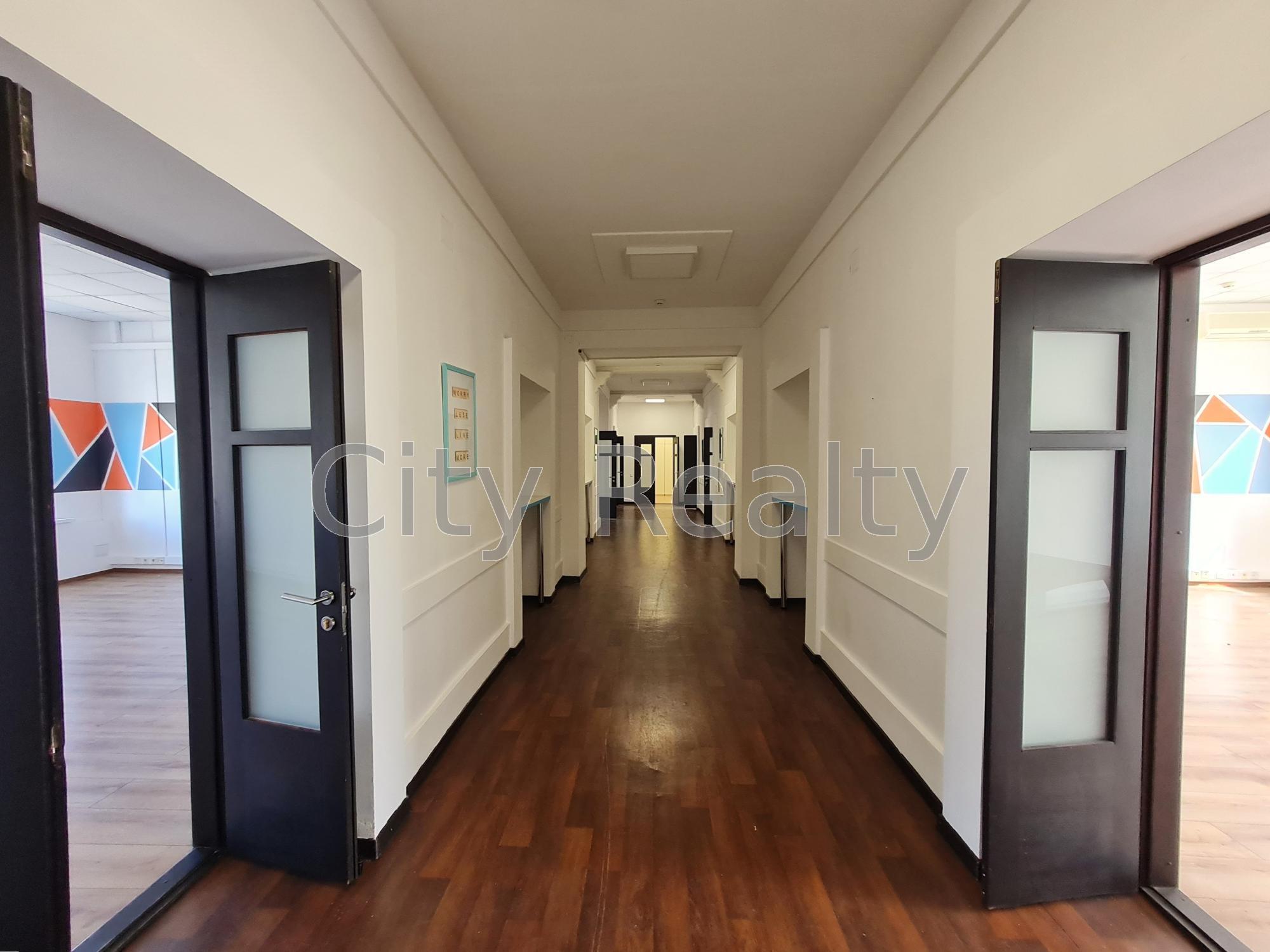 Аренда офиса 280.4 м², Крещатик ул., 7/11