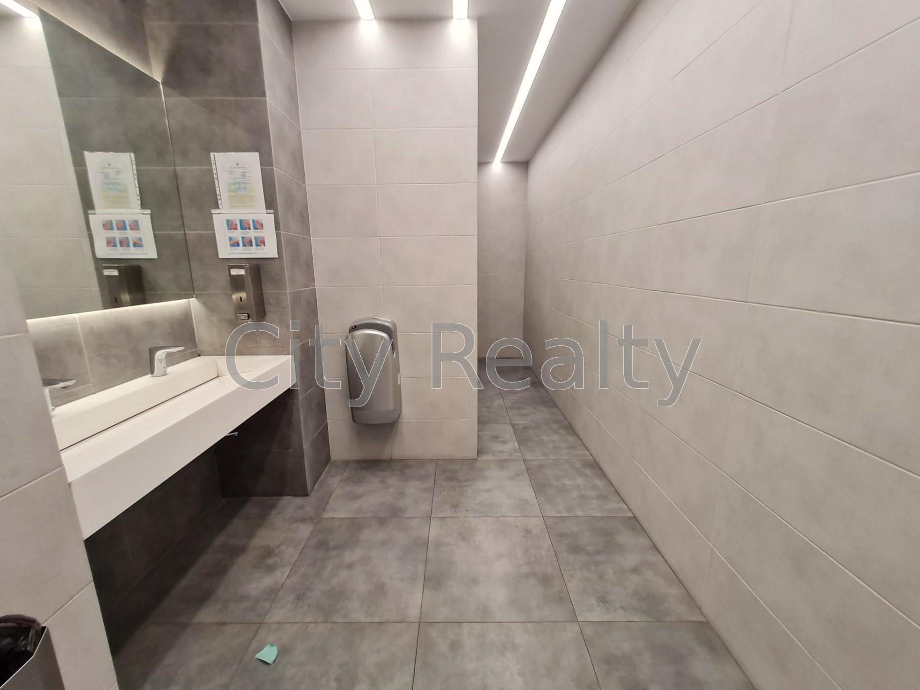 Аренда офиса 75.5 м², Крещатик ул., 7/11