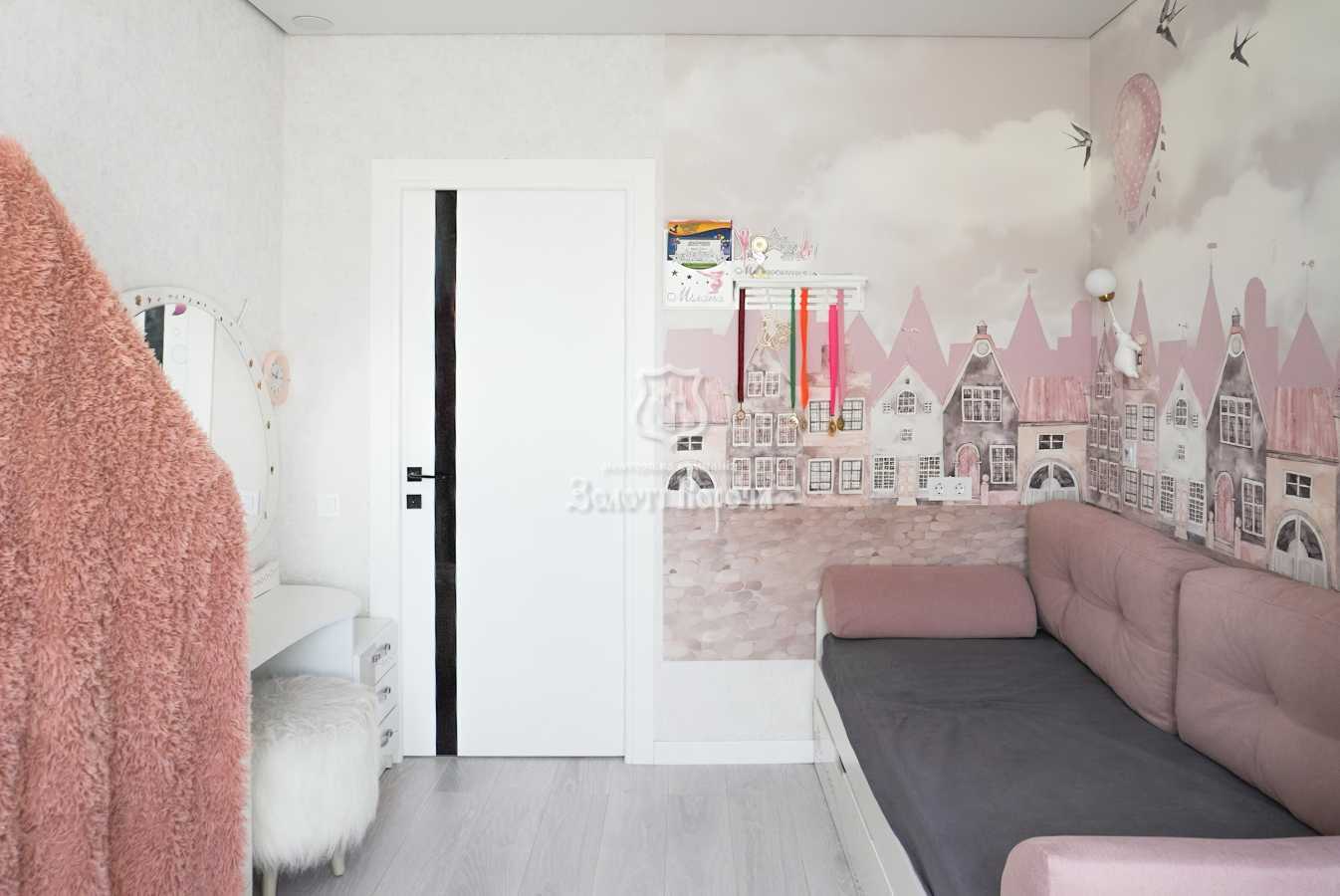 Продаж 3-кімнатної квартири 71.5 м², Чорних Запорожців, 68а