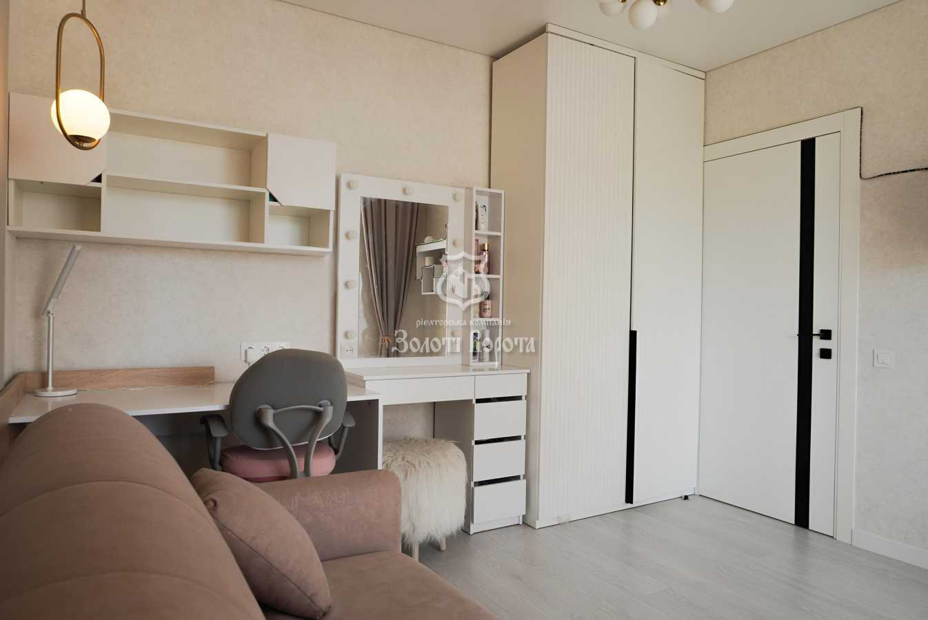 Продаж 3-кімнатної квартири 71.5 м², Чорних Запорожців, 68а