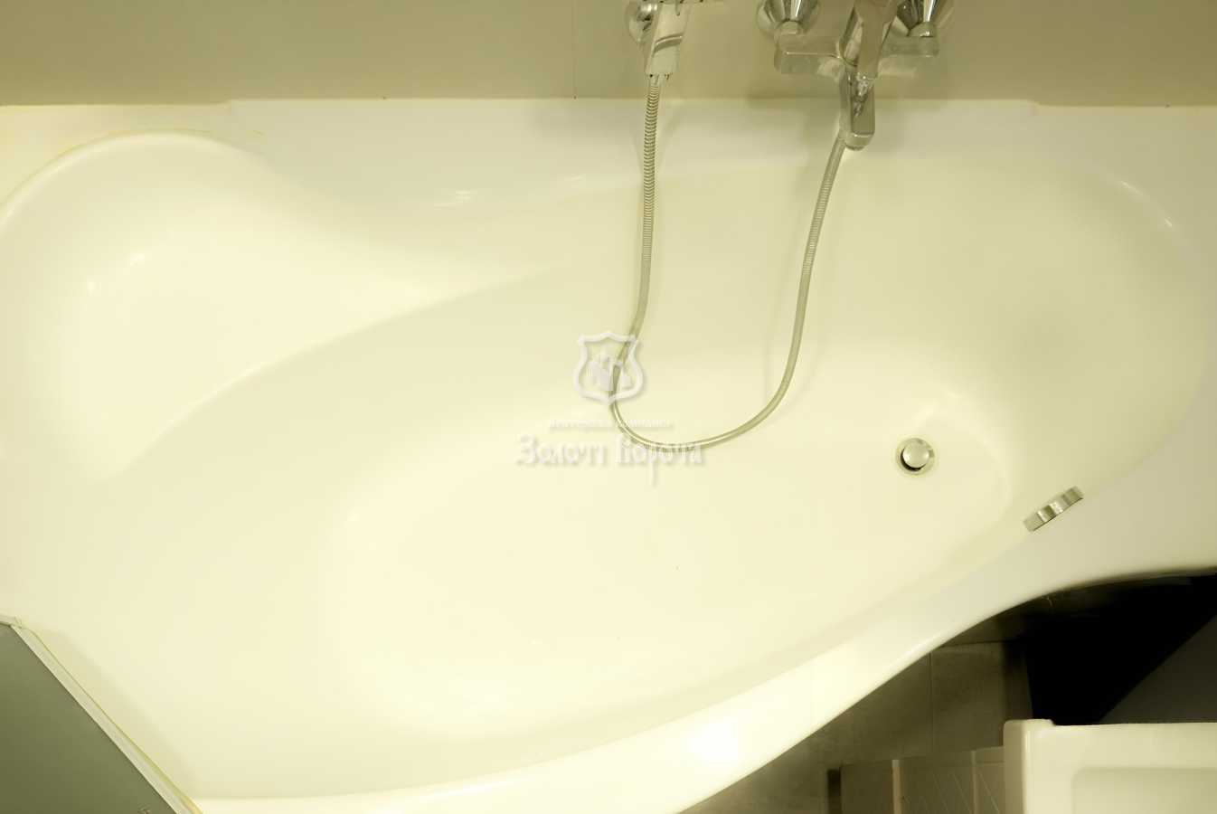 Продаж 3-кімнатної квартири 71.5 м², Чорних Запорожців, 68а