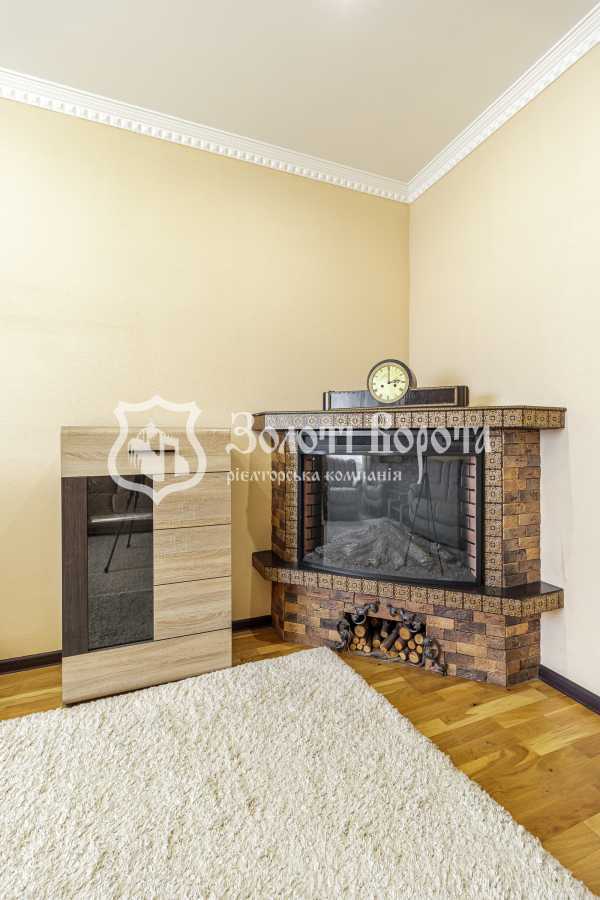 Продаж 4-кімнатної квартири 125 м², Маршала Малиновського вул., 4В