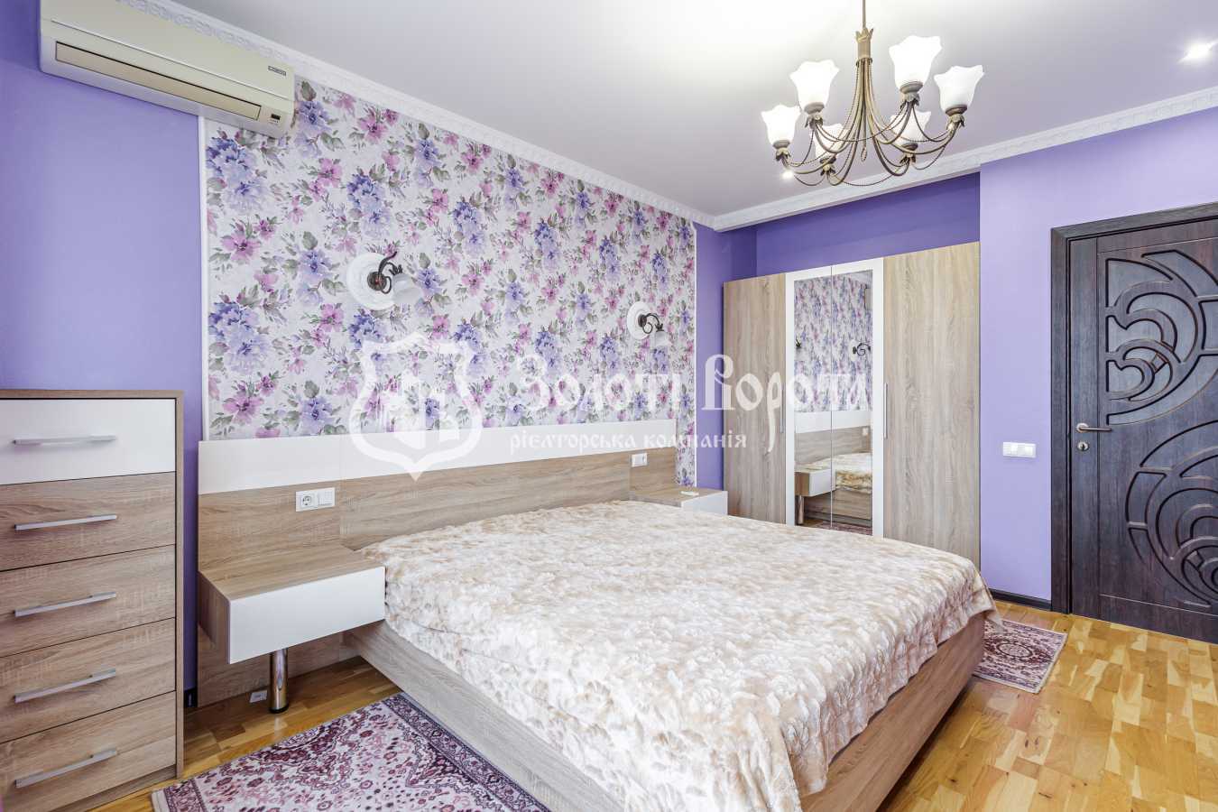 Продаж 4-кімнатної квартири 125 м², Маршала Малиновського вул., 4В