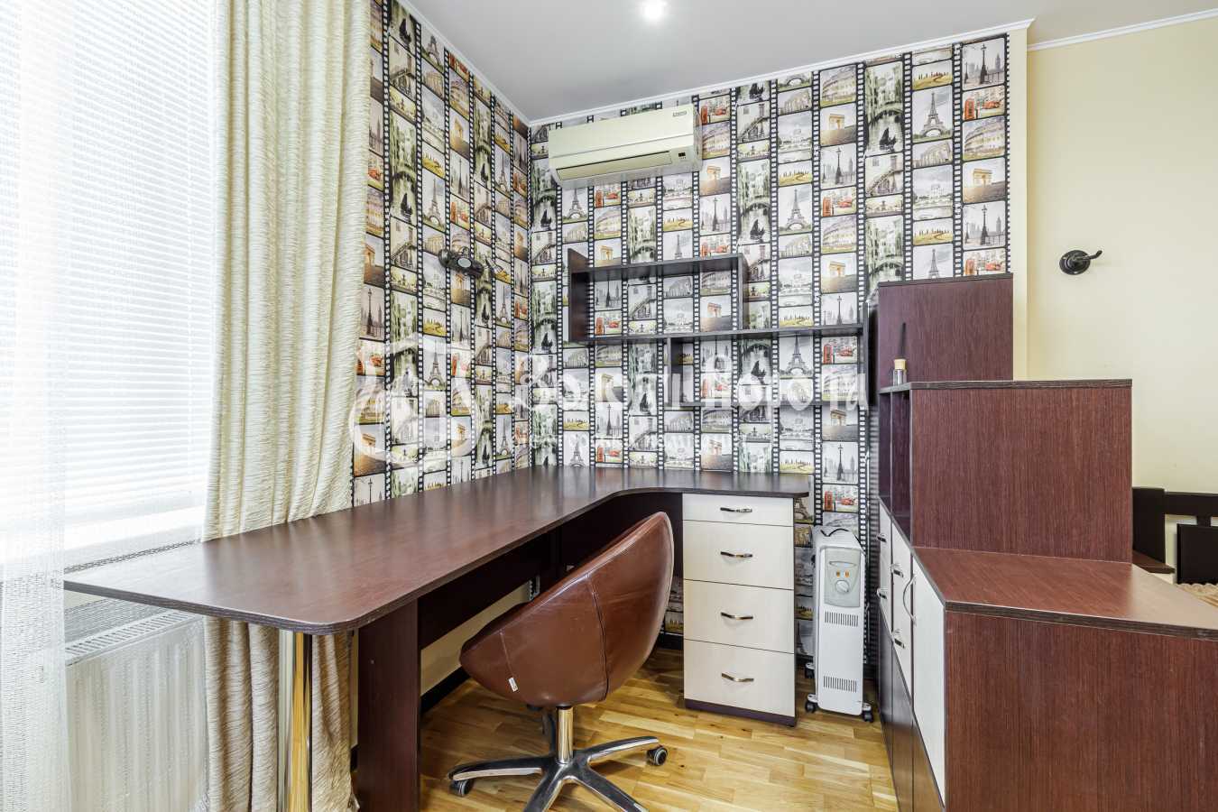 Продаж 4-кімнатної квартири 125 м², Маршала Малиновського вул., 4В