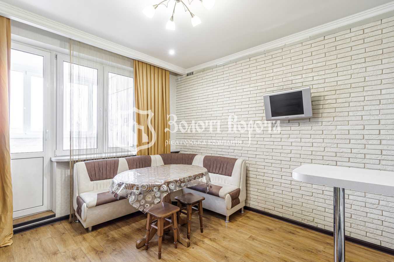 Продаж 4-кімнатної квартири 125 м², Маршала Малиновського вул., 4В
