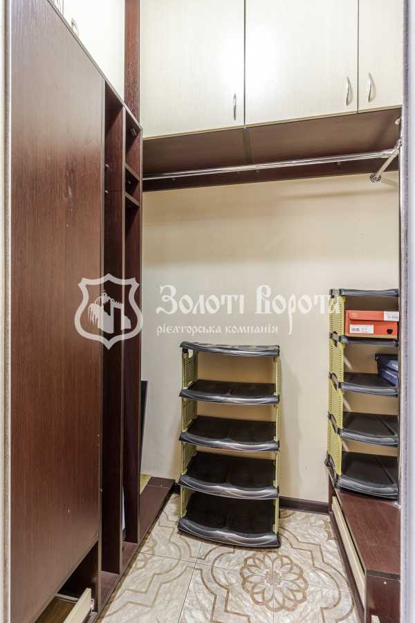 Продаж 4-кімнатної квартири 125 м², Маршала Малиновського вул., 4В