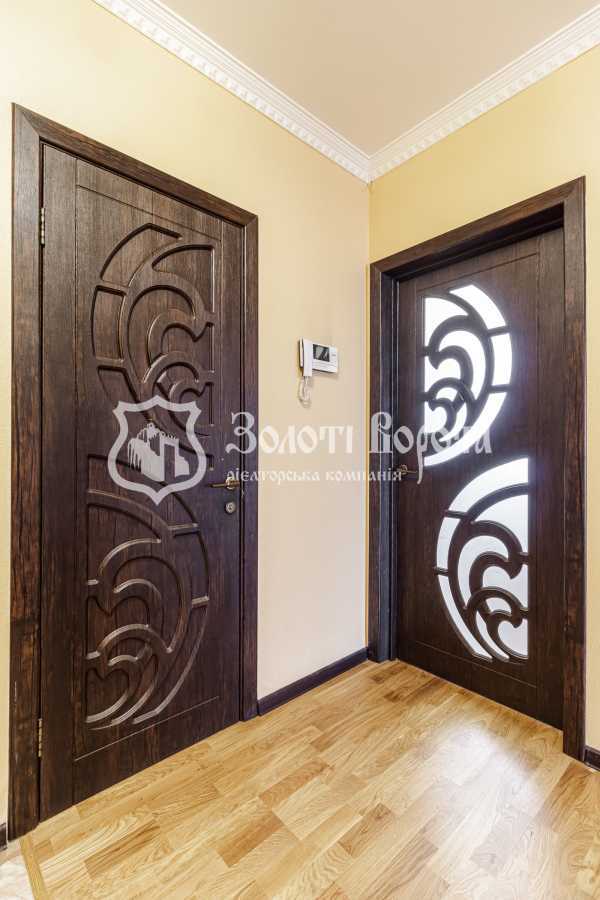 Продаж 4-кімнатної квартири 125 м², Маршала Малиновського вул., 4В