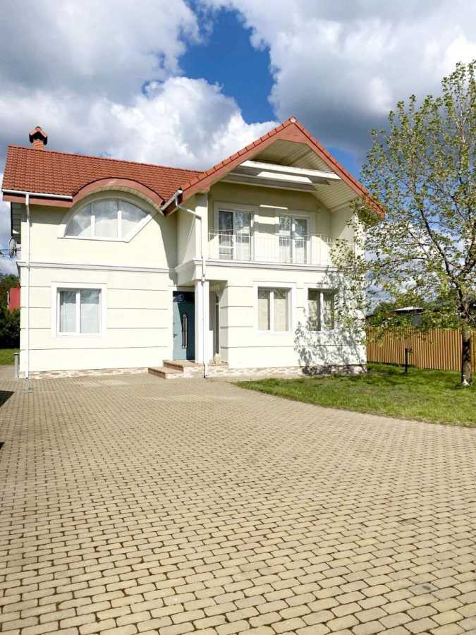 Продажа дома 263 м², 1 травня