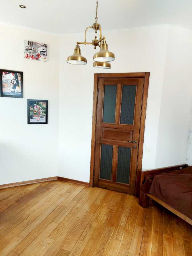 Продажа дома 263 м², 1 травня