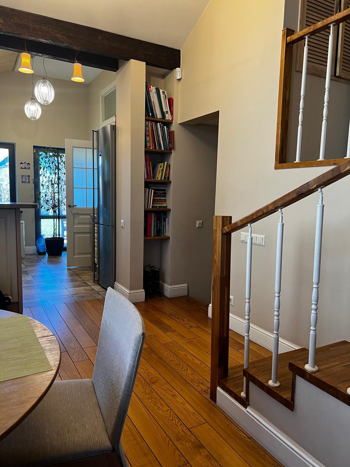 Аренда дома 120 м², Центральная ул., метро Славутич