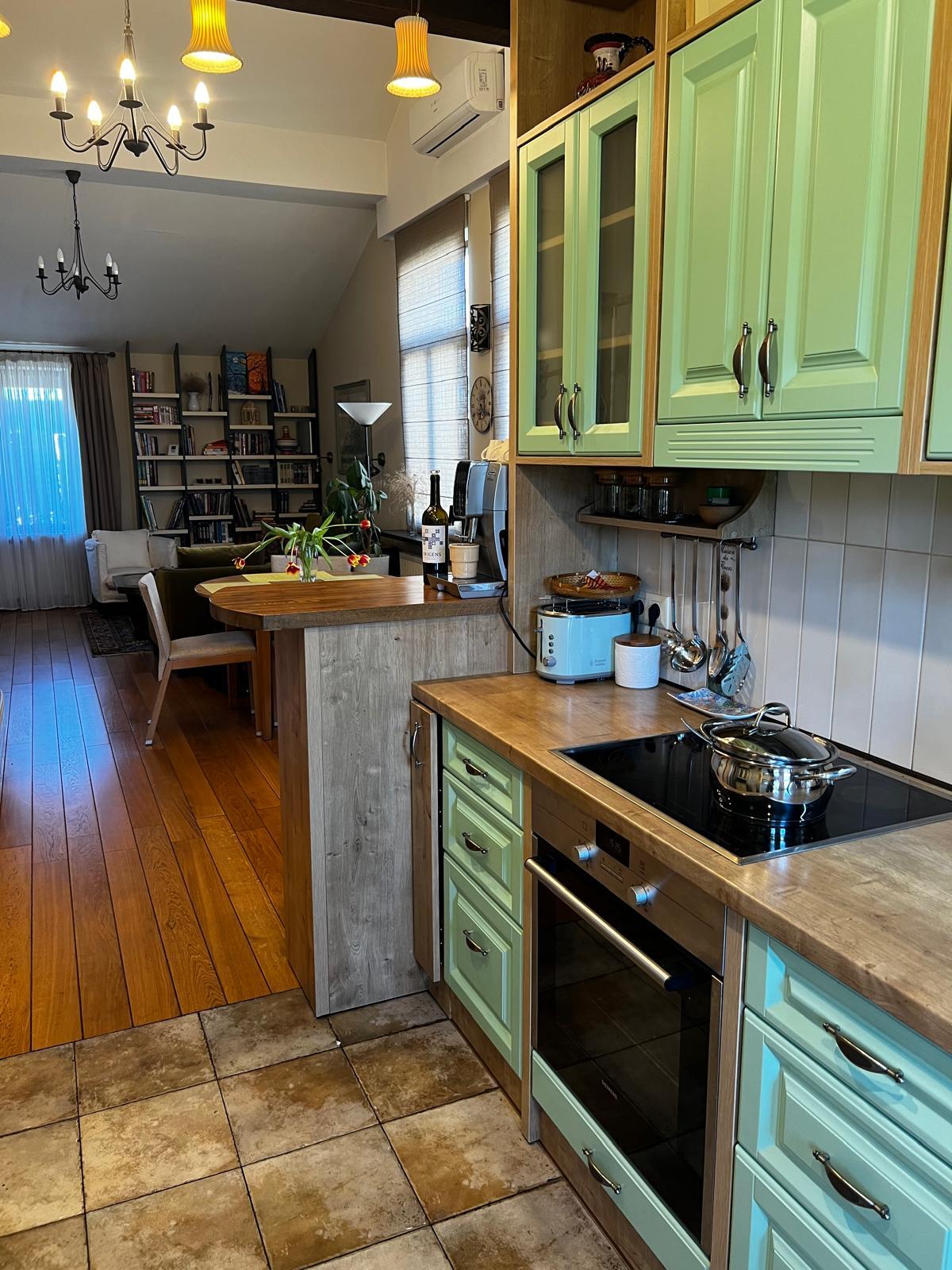 Аренда дома 120 м², Центральная ул., метро Славутич