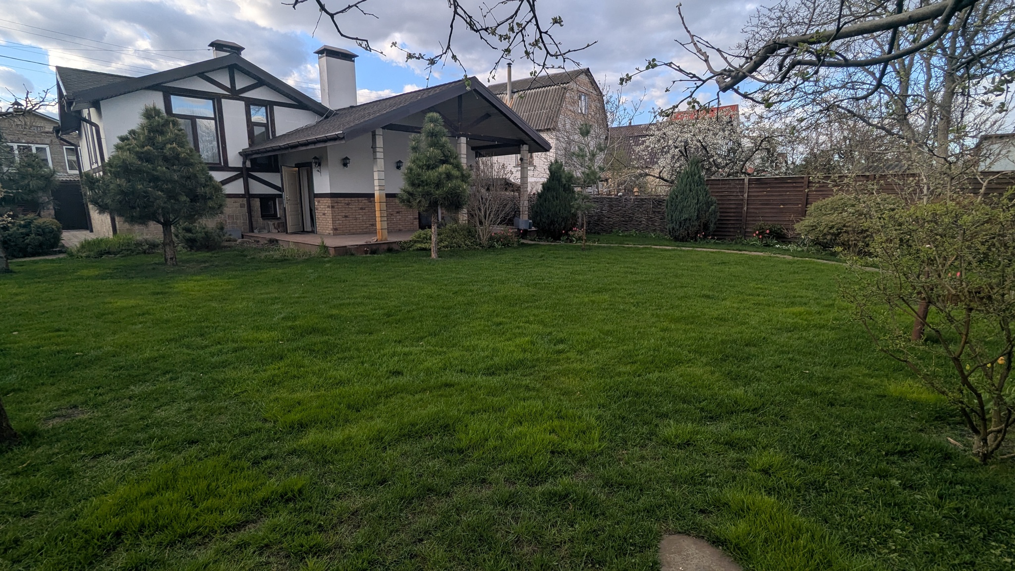 Аренда дома 120 м², Центральная ул., метро Славутич