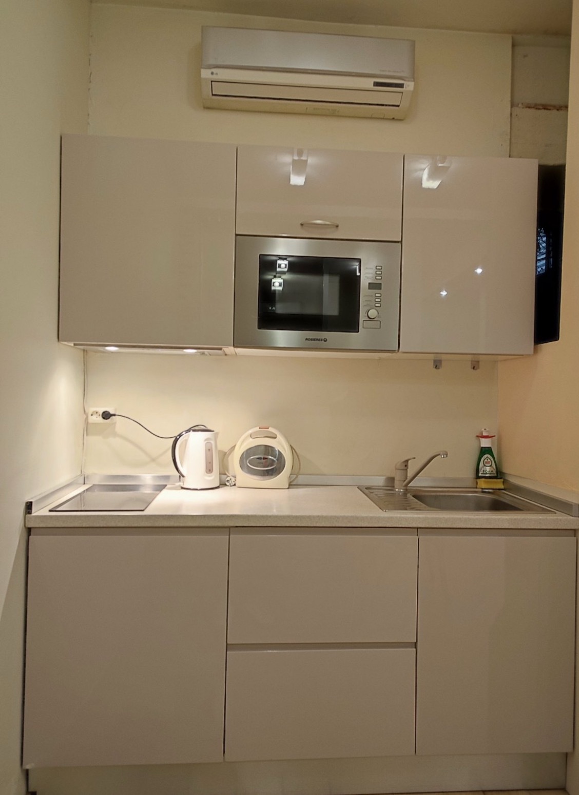 Оренда 1-кімнатної квартири 35 м², Льва Толстого вул., 8