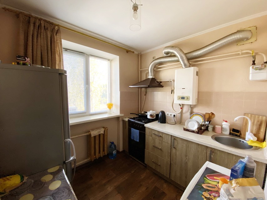 Продажа 2-комнатной квартиры 43.5 м², Генерала Карпенко ул.