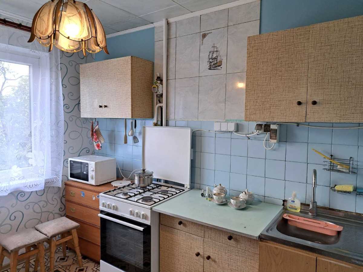 Продажа 2-комнатной квартиры 48 м², Соборности просп., 13