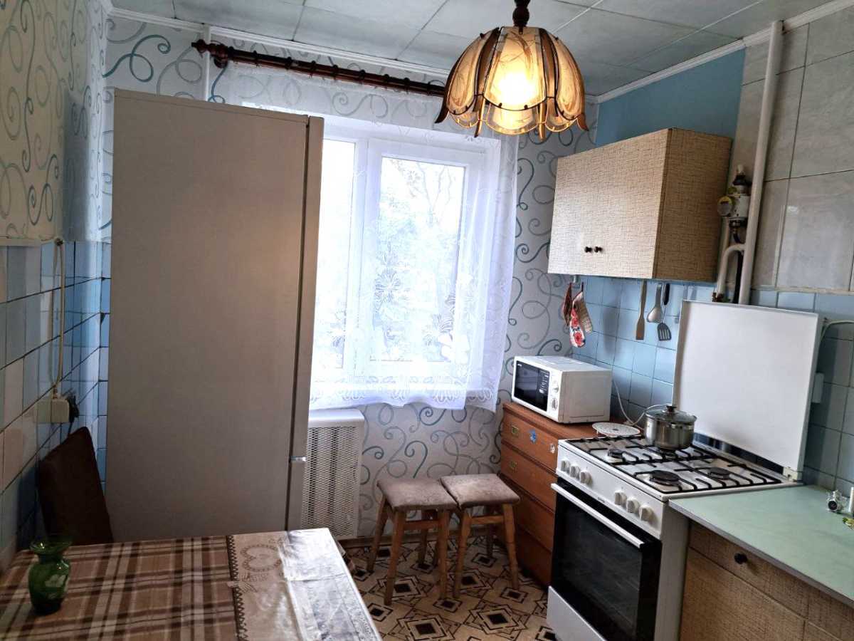 Продажа 2-комнатной квартиры 48 м², Соборности просп., 13