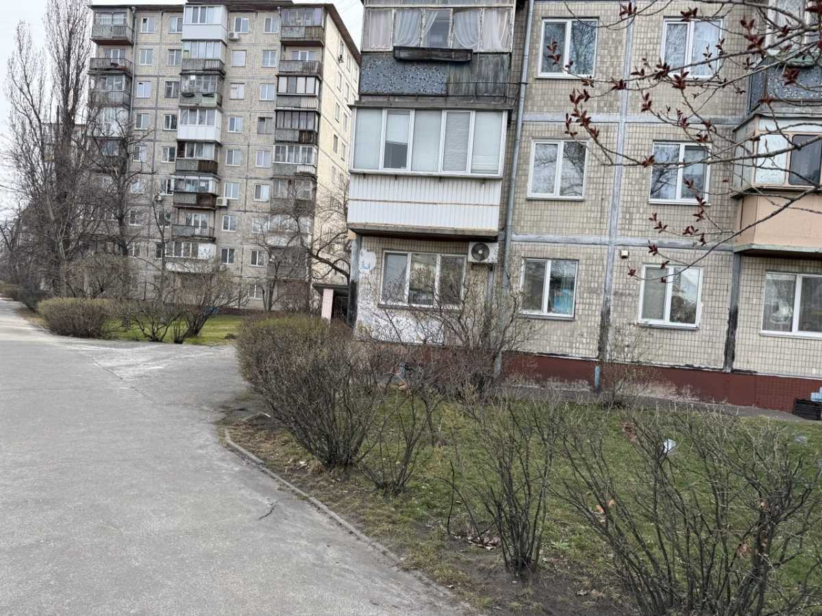 Продажа 2-комнатной квартиры 48 м², Соборности просп., 13