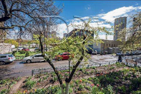 Продажа 3-комнатной квартиры 71 м², Голосеевский просп., 19