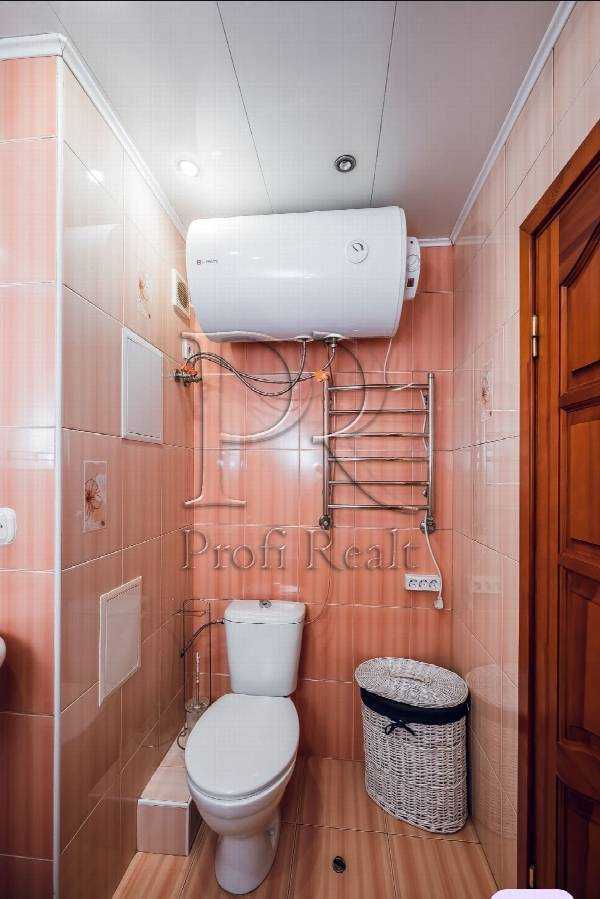 Продажа 3-комнатной квартиры 71 м², Голосеевский просп., 19