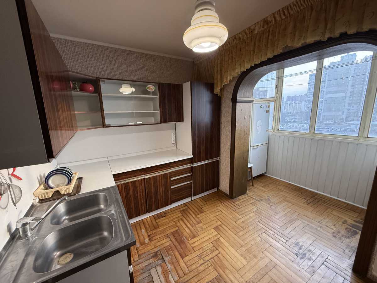 Аренда 2-комнатной квартиры 61 м², Ревуцкого ул., 19/1