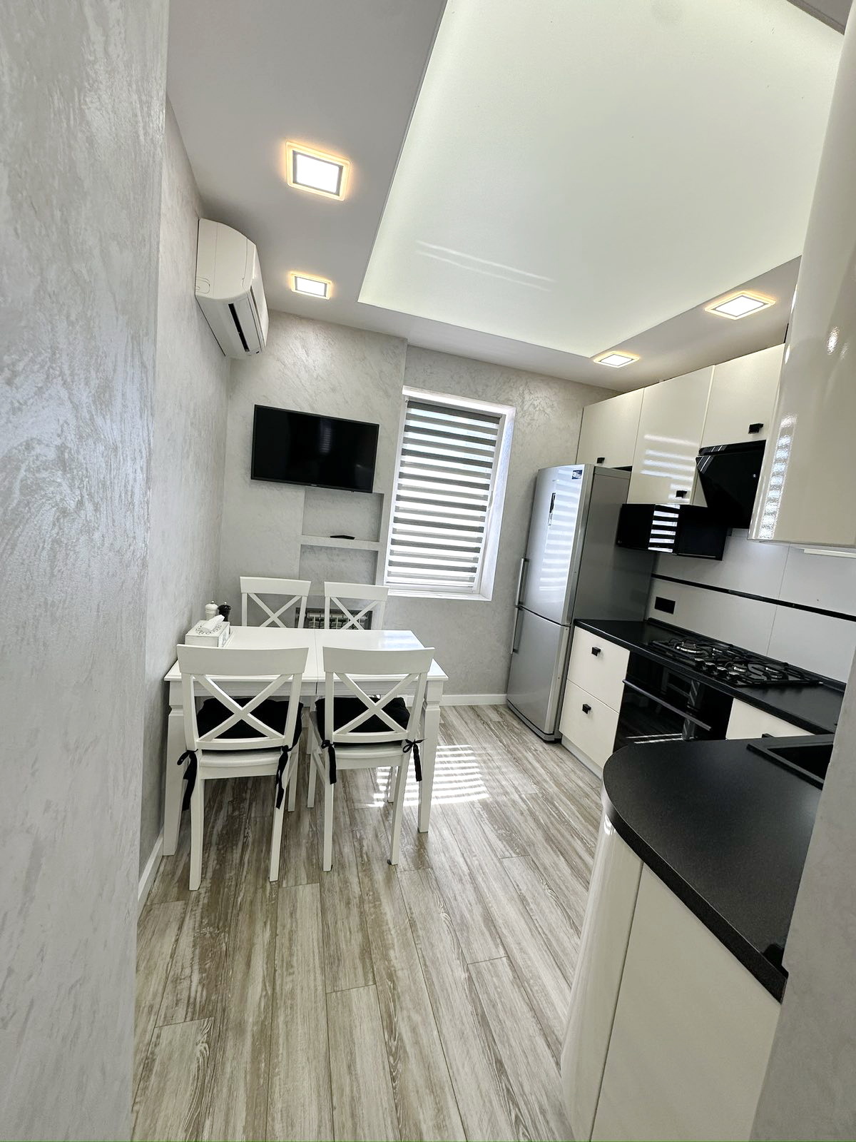 Продажа 2-комнатной квартиры 53 м², Крылова ул.