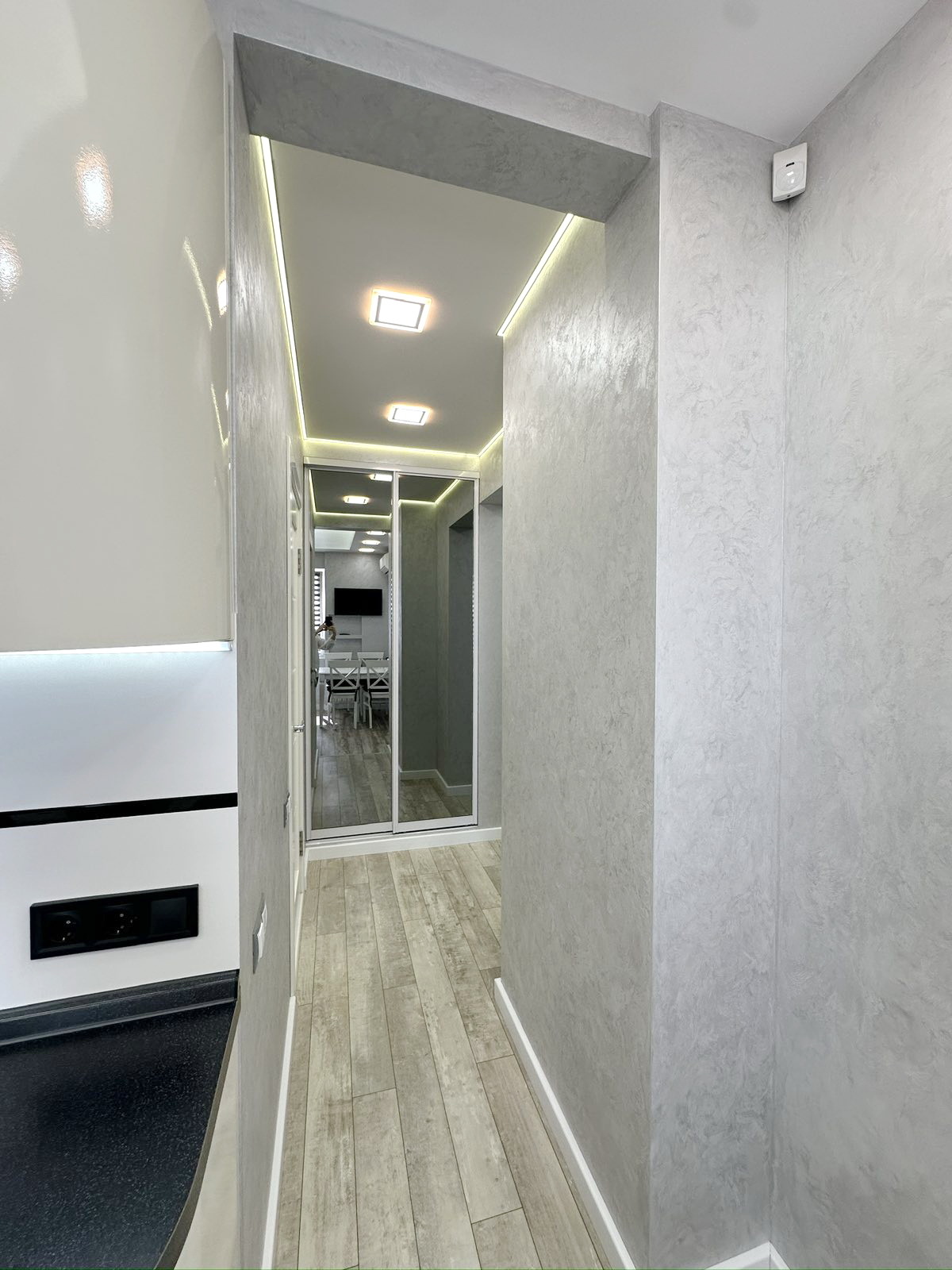 Продажа 2-комнатной квартиры 53 м², Крылова ул.