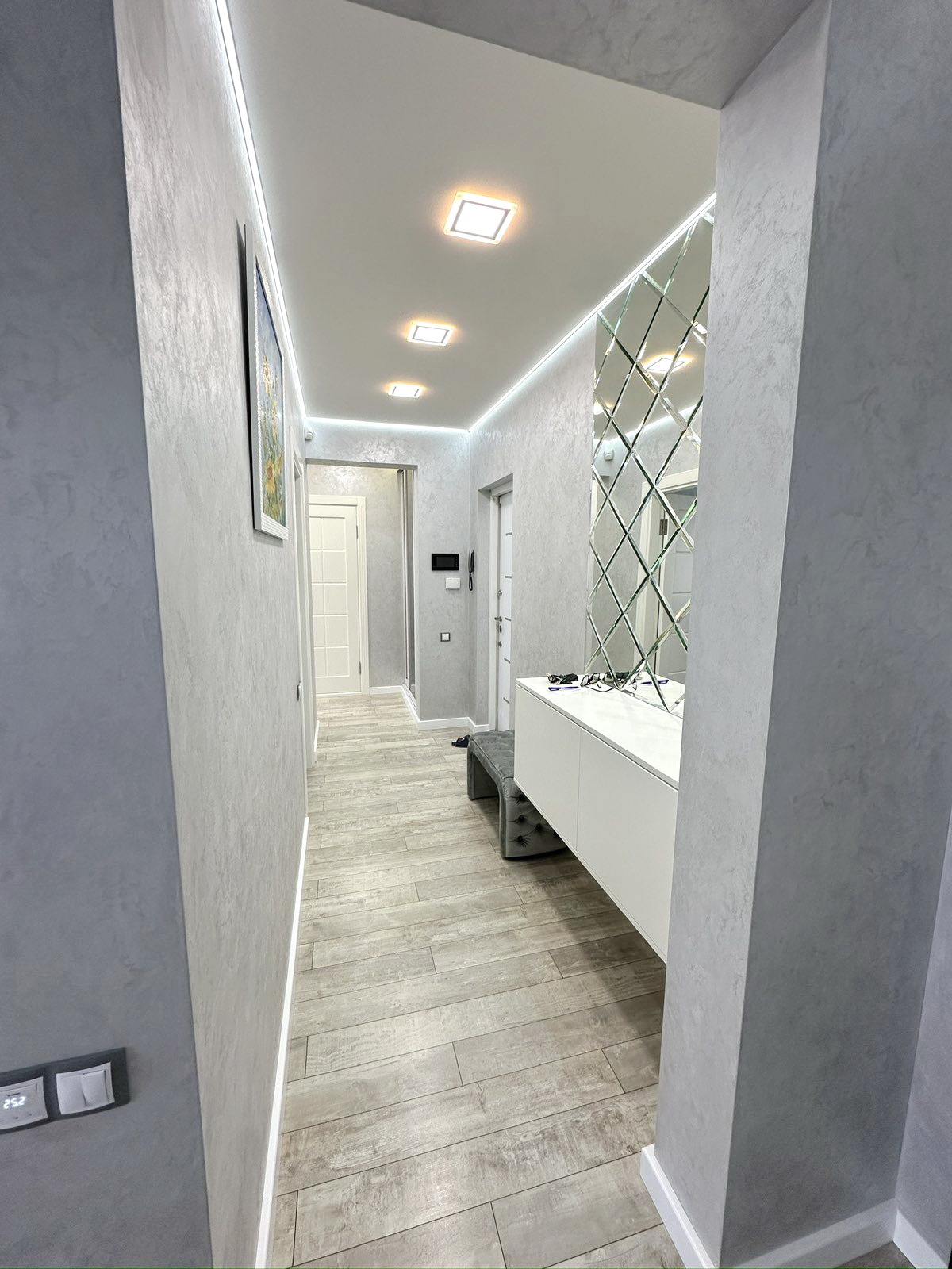 Продажа 2-комнатной квартиры 53 м², Крылова ул.