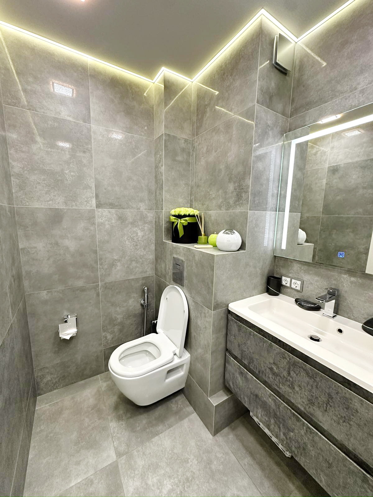 Продажа 2-комнатной квартиры 53 м², Крылова ул.