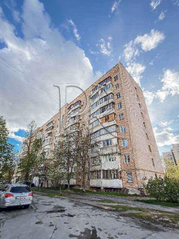 Продажа 1-комнатной квартиры 28 м², Симиренко ул., 12А