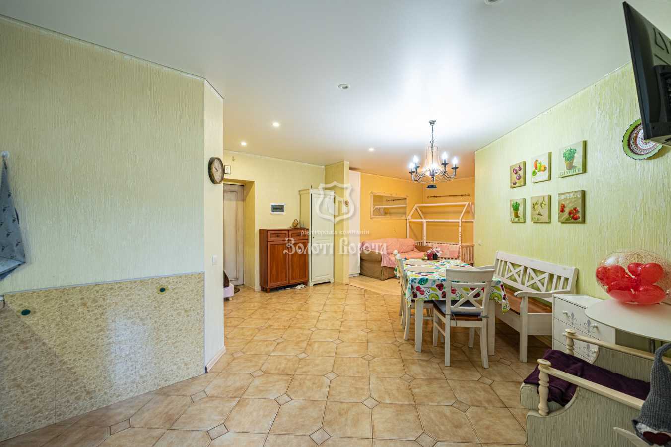 Продажа 2-комнатной квартиры 74.3 м², Погребняка ул., 14