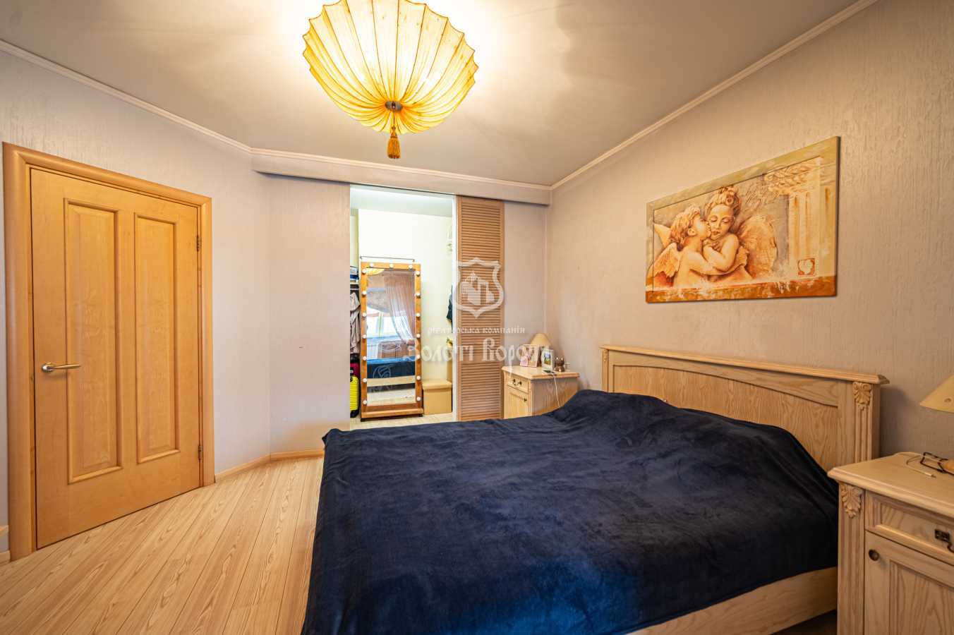 Продажа 2-комнатной квартиры 74.3 м², Погребняка ул., 14