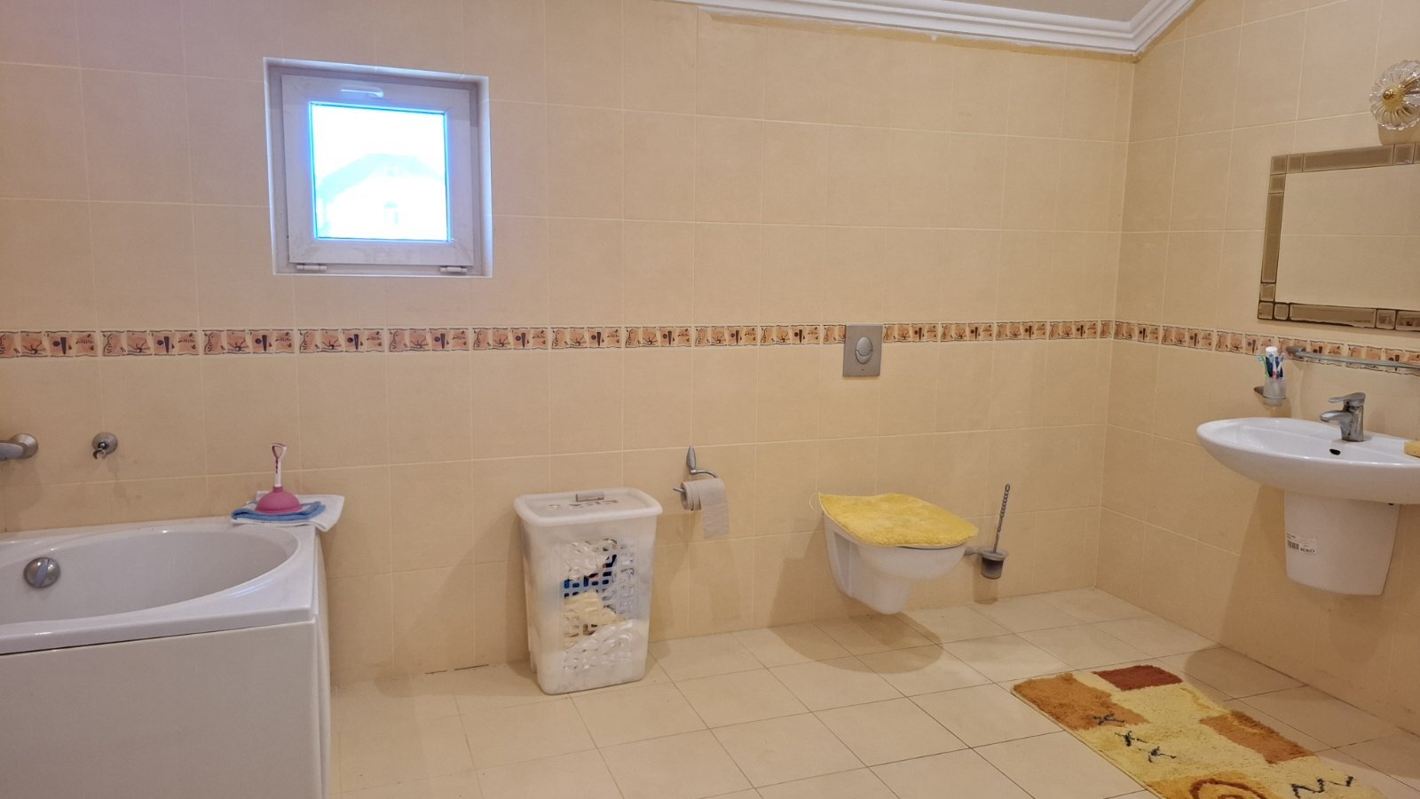 Продажа дома 250 м², вул.Озерна 21