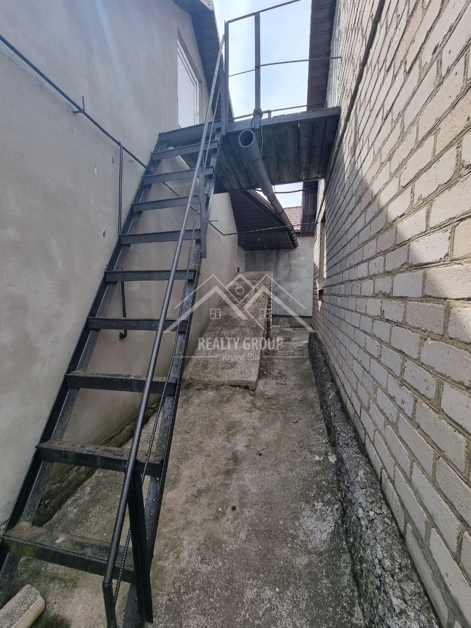 Продаж будинку 101 м²