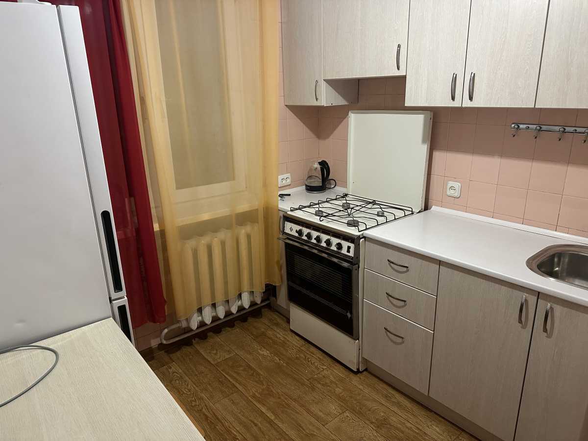 Оренда 2-кімнатної квартири 45 м², Миколи Василенка вул., 23А