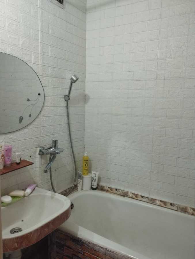 Оренда 1-кімнатної квартири 35 м², Райдужна вул., 45