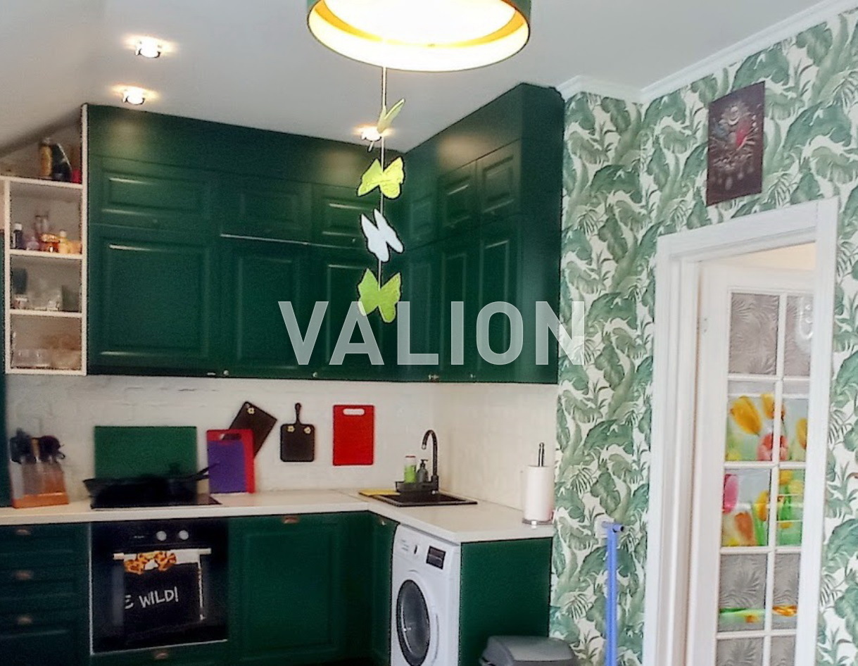 Продажа 3-комнатной квартиры 131.6 м², Григория Гуляницкого ул., 44/1