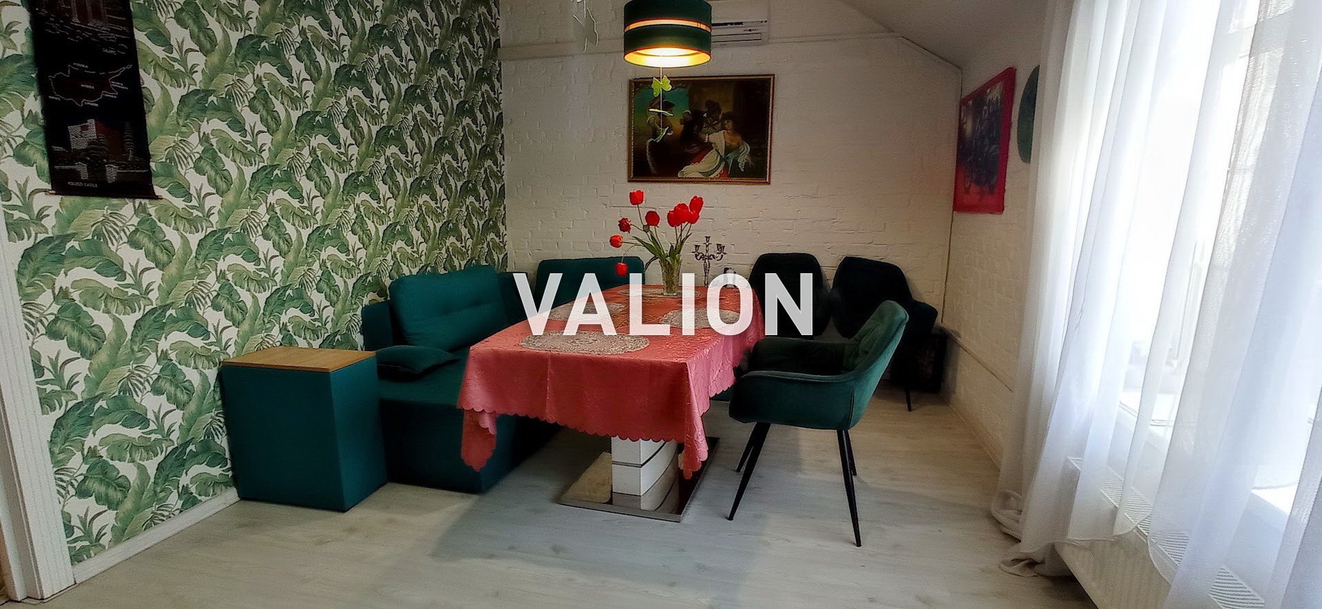 Продажа 3-комнатной квартиры 131.6 м², Григория Гуляницкого ул., 44/1