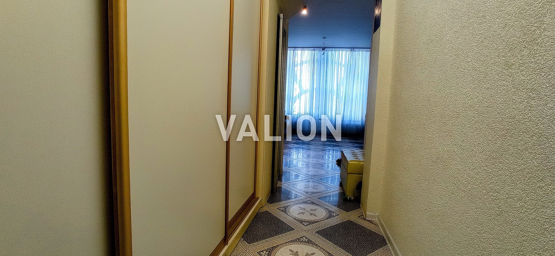 Продажа 3-комнатной квартиры 131.6 м², Григория Гуляницкого ул., 44/1