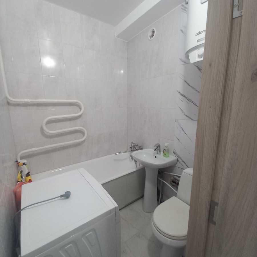 Оренда 1-кімнатної квартири 28 м², Верховної Ради бул., 29А