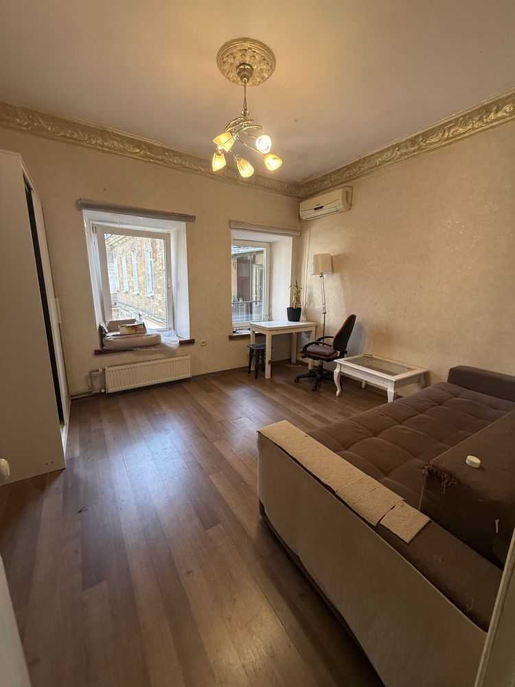 Продажа 1-комнатной квартиры 20 м², Леонтовича ул.