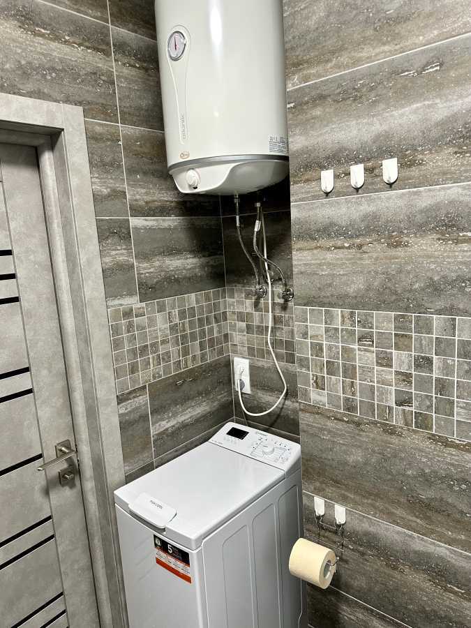 Аренда 1-комнатной квартиры 42 м², Ревуцкого ул., 40В