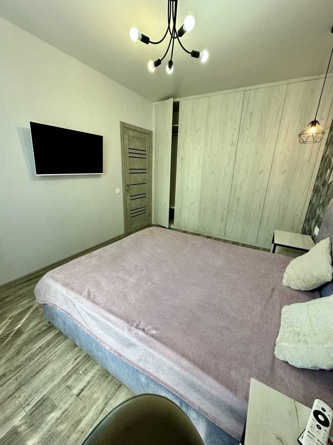 Аренда 1-комнатной квартиры 42 м², Ревуцкого ул., 40В