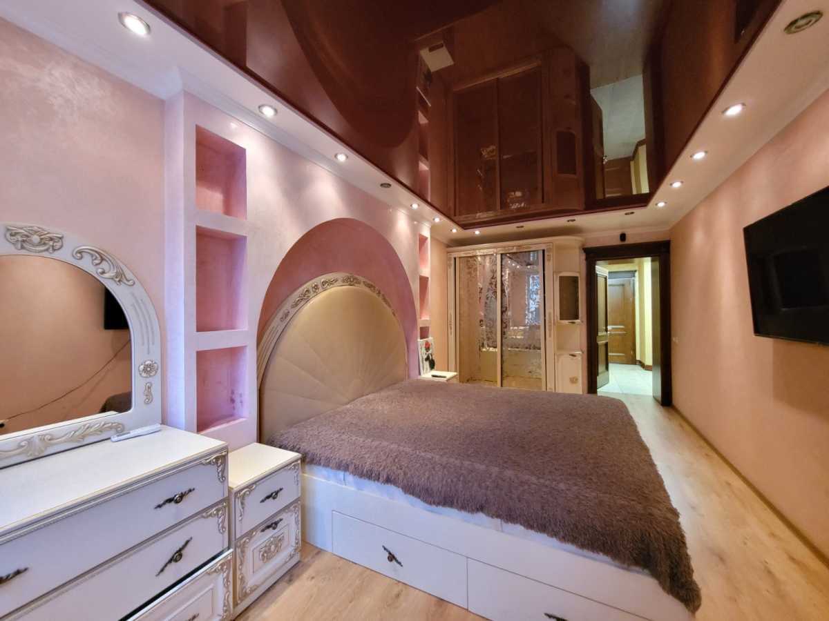 Продажа 2-комнатной квартиры 68 м², Леси Украинки ул.