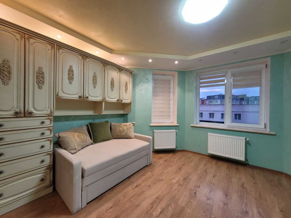 Продажа 2-комнатной квартиры 68 м², Леси Украинки ул.